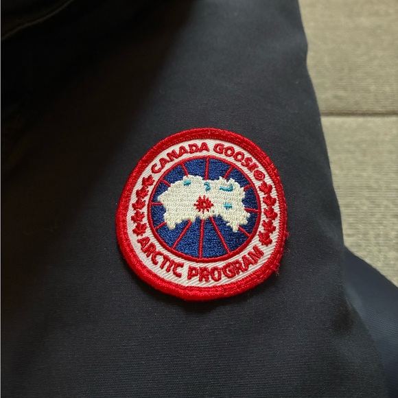 Canada Goose Altona Parka in Navy / Admiral Blue - Picture 4 of 6